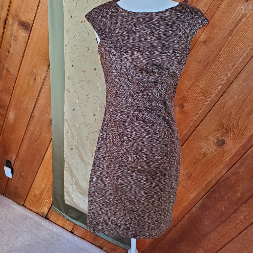 Contour sheath dress